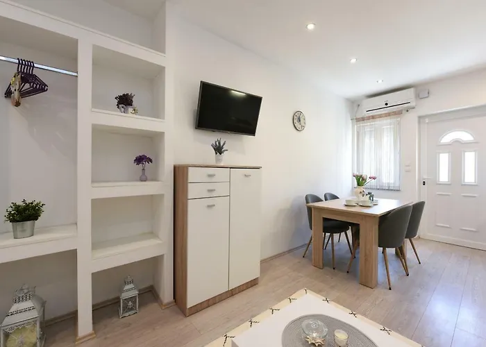 Villa Nita Apartman *